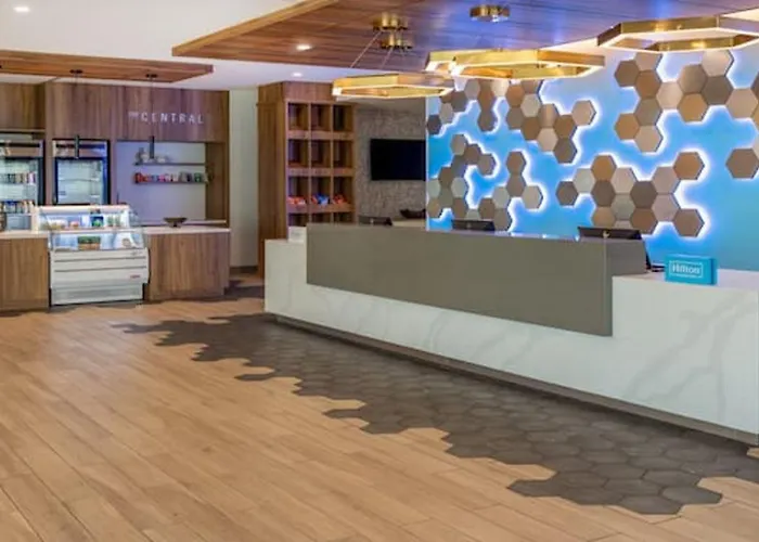 Home2 Suites By Hilton Pensacola Airport Medical Center Hotel 3*